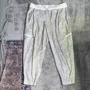 Athleta Venture Printed Pants